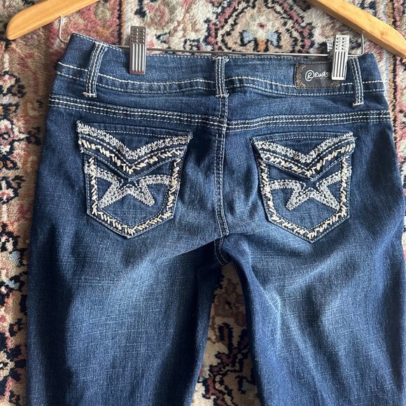 Rewash Women's Denim Dark Wash Embroidery Pockets Bootcut Leg Size 1 - Picture 9 of 16